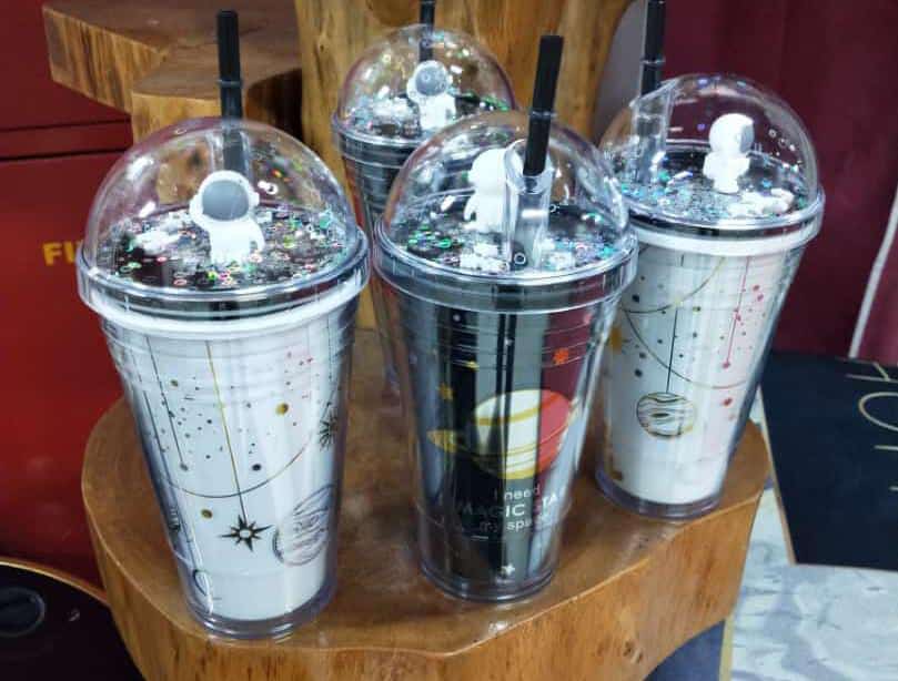 cWater cup straw cup starry sky plastic high face value space astronaut straw cup double -layer plastic gift water cup wholesale