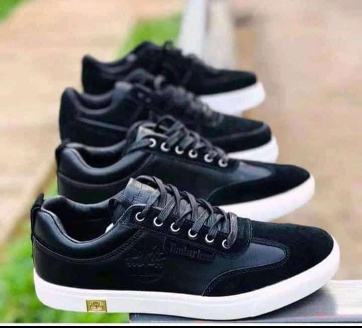 Original lacoste black and white lacoste sneakers shoe