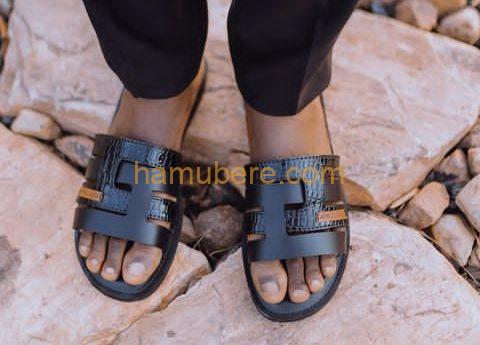 BLACK CROC LEATHER HERMES FLAT SLIPPERS FOR MEN