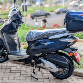 Ampere Electric Scooter Magnus EX Graphite Black (Advance Booking for Ex-Showroom)