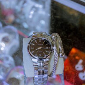 GENEVE Men’s Quartz Movement Wrist Watch – Keeps Perfect Time