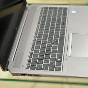 HP ZBook 15 G5 WORKSTATION PC