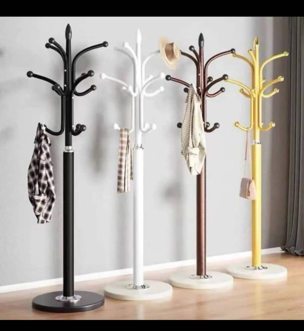 Freestanding coat racks