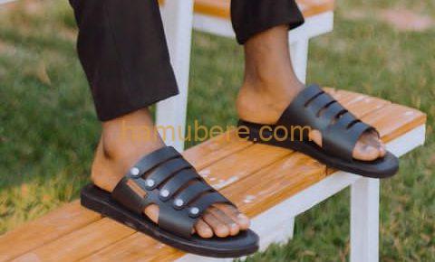 Men’s Slip On Sandals Choose